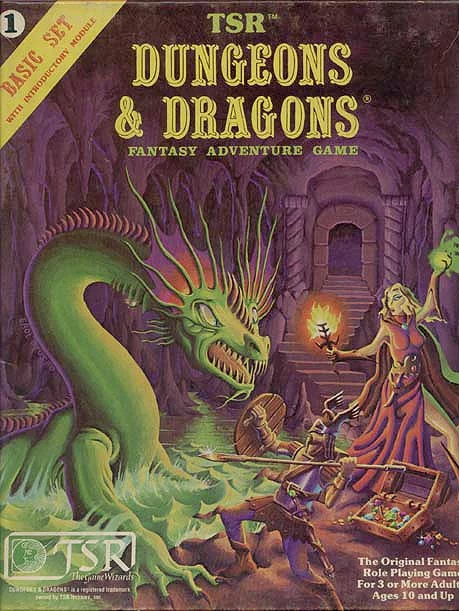 Vintage Dungeons & Dragons spelbox omslagkunst met een groene draak, een tovenaar die een spreuk uitspreekt, en avonturiers rond een kaart, die het begin van een D&D avontuur symboliseren.